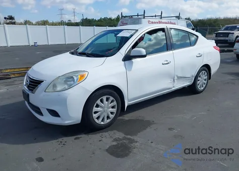 2014 Nissan Versa 1.6 Sv z USA, uszkodzony, nr VIN 3N1CN7AP8EL827406